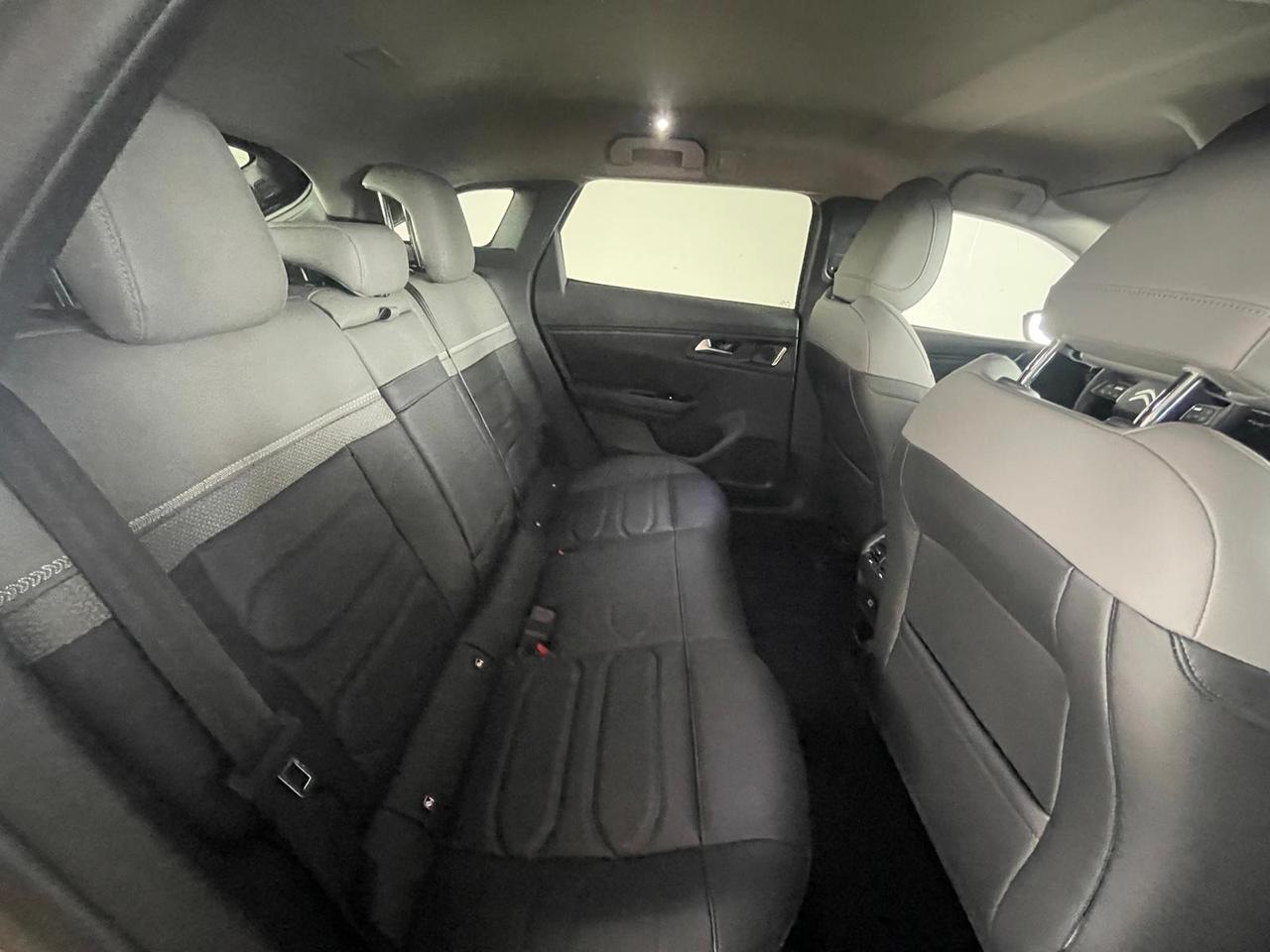 CITROEN C5 X 1.6 hybrid Shine 225cv e-eat8