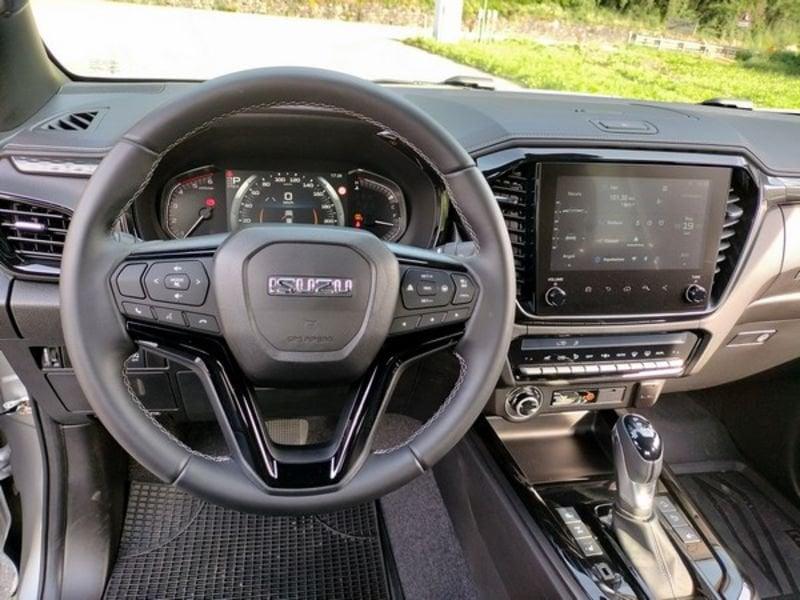 Isuzu D-Max N60 1.9 aut. Crew Nitro Sport Cab