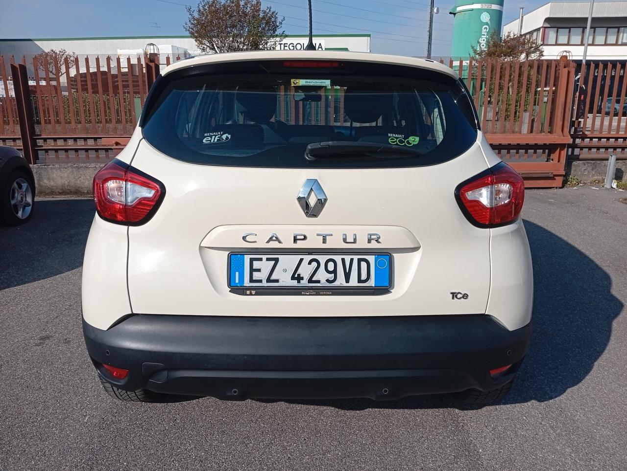 Renault Captur 0.9 TCe 12V 90 CV Neopatentati ok