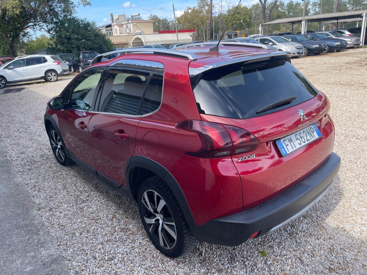 Peugeot 2008 BlueHDi 100 Allure