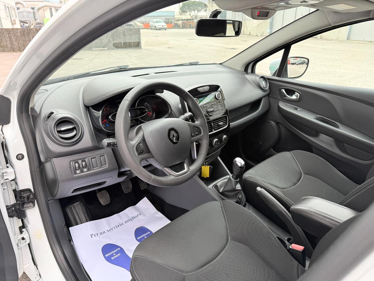 Renault Clio 1.2 75 CV 5 porte Duel