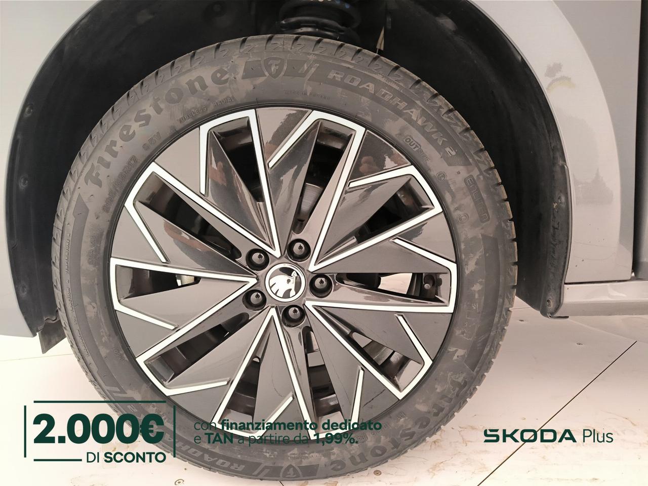 Skoda Kamiq 1.0 tsi black dots 115cv