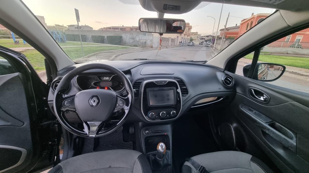 Renault Captur dCi 8V 90 CV EDC Start&Stop Energy Iconic