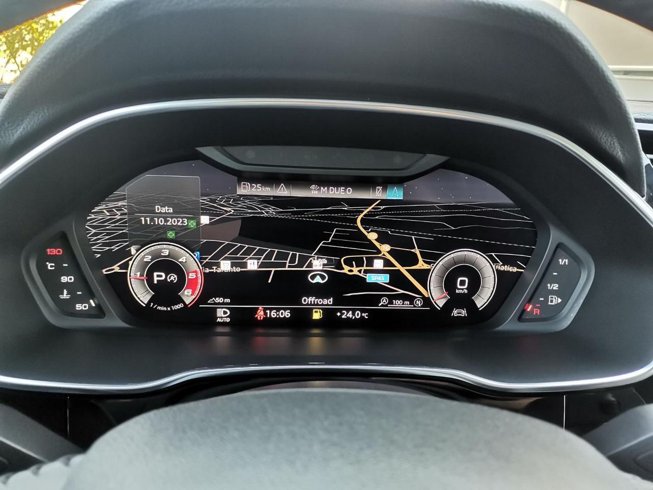 Audi Q3 35 TDI S tronic Business