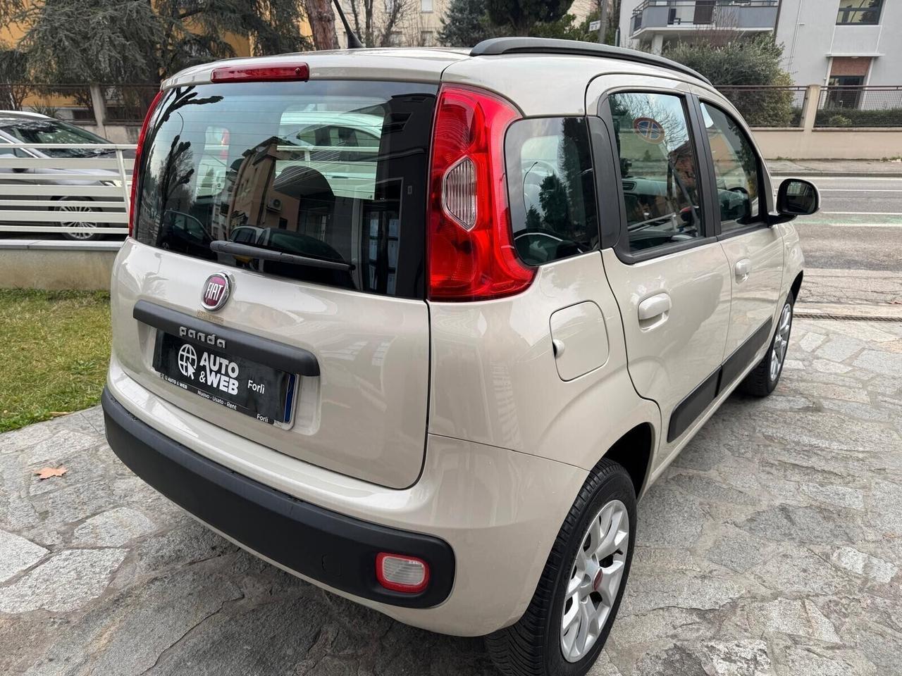 FIAT PANDA 0.9 TwinAir Turbo NPower LOUNGE METANO NEOP.