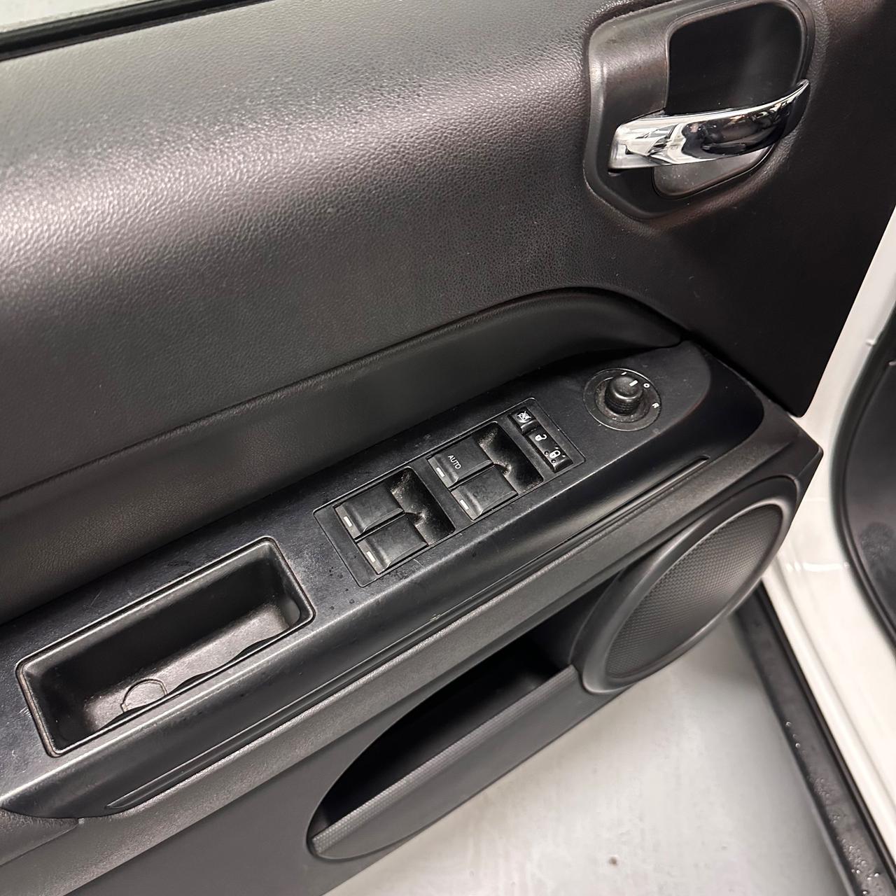 Jeep Compass 2.2 CRD Limited 4x4 GANCIO TRAINO