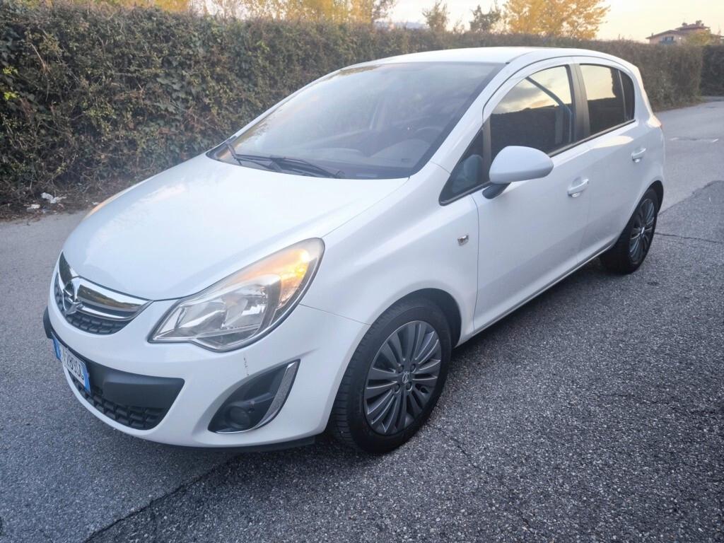 OPEL CORSA 1,3 CDTI – COSMO -OK NEOPATENTATI