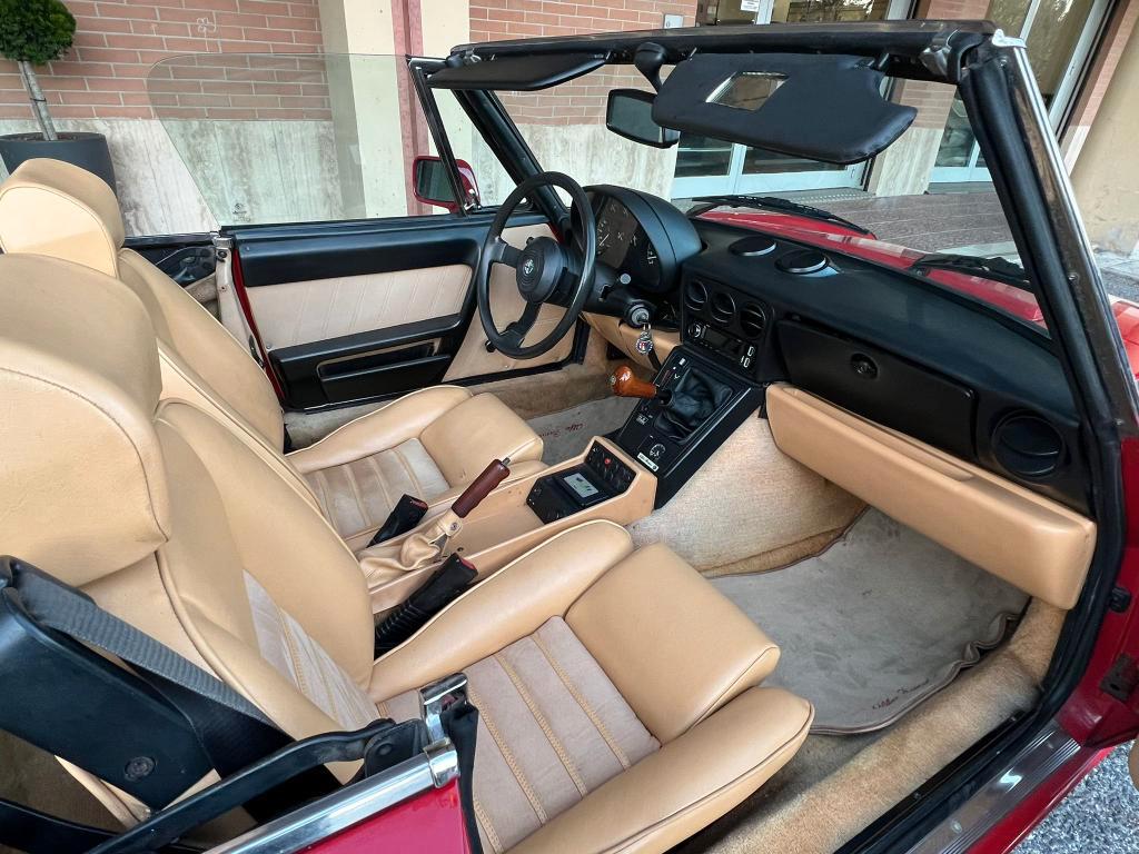 Alfa Romeo Spider 1.6 Duetto Spider 1.6 Duetto Targa Originale