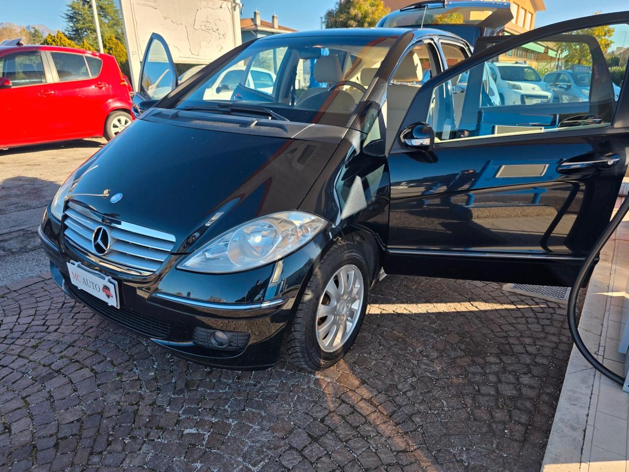 Mercedes-benz A 150 Elegance con 146.000km Neopatentati ok