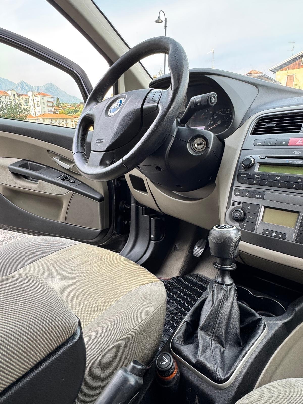 Fiat Grande Punto 1.3 MJT 90 CV 5 porte Emotion