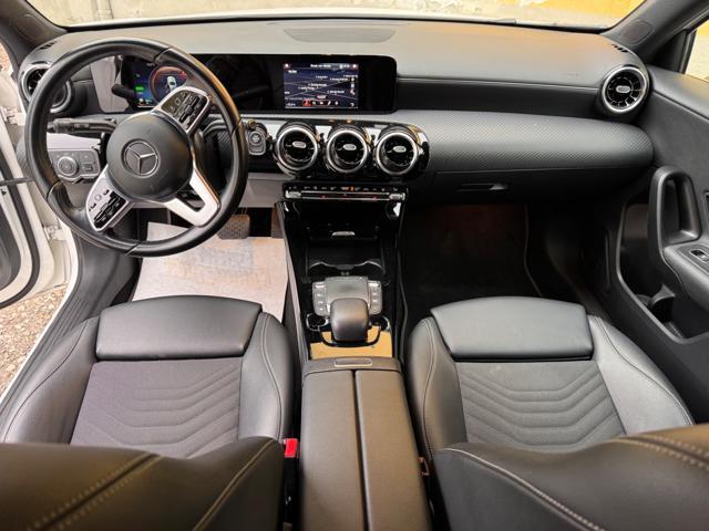 MERCEDES-BENZ A 250 SPORT AUTOMATICA EQ-Power 4p.