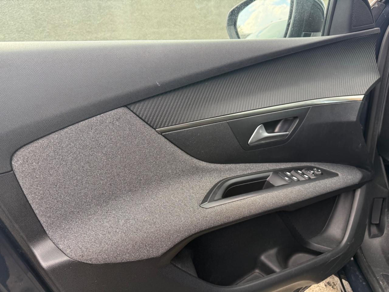 Peugeot 3008 BlueHDi 130 S&S Allure**SOLI 97.655 km**Virtual,Led,ecc.