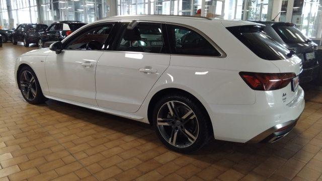 AUDI A4 Avant 30 TDI S tronic S line edition