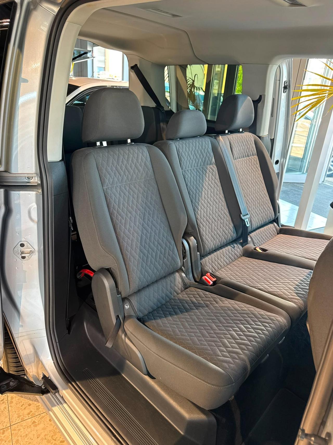 Volkswagen Caddy 2.0 TDI 122 CV DSG Style Maxi 7 posti