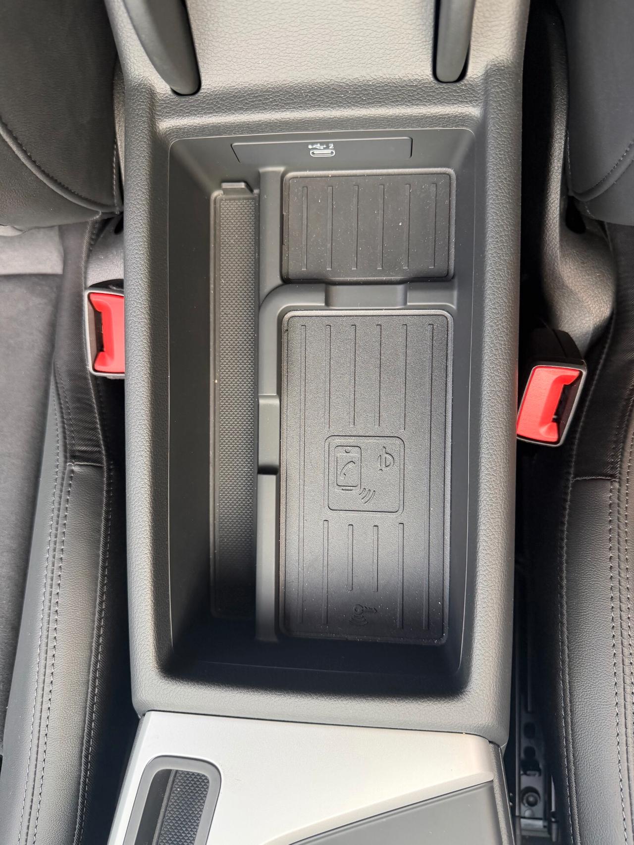 Audi A5 5 Sportback 2.0 tfsi mhev Business cv 150/km 7100 reali