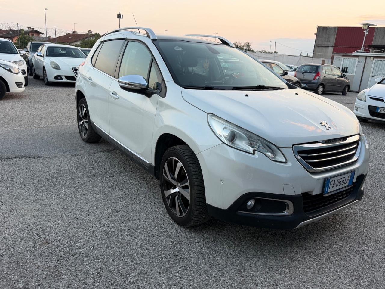 Peugeot 2008 BlueHDi 120 S&S Crossway