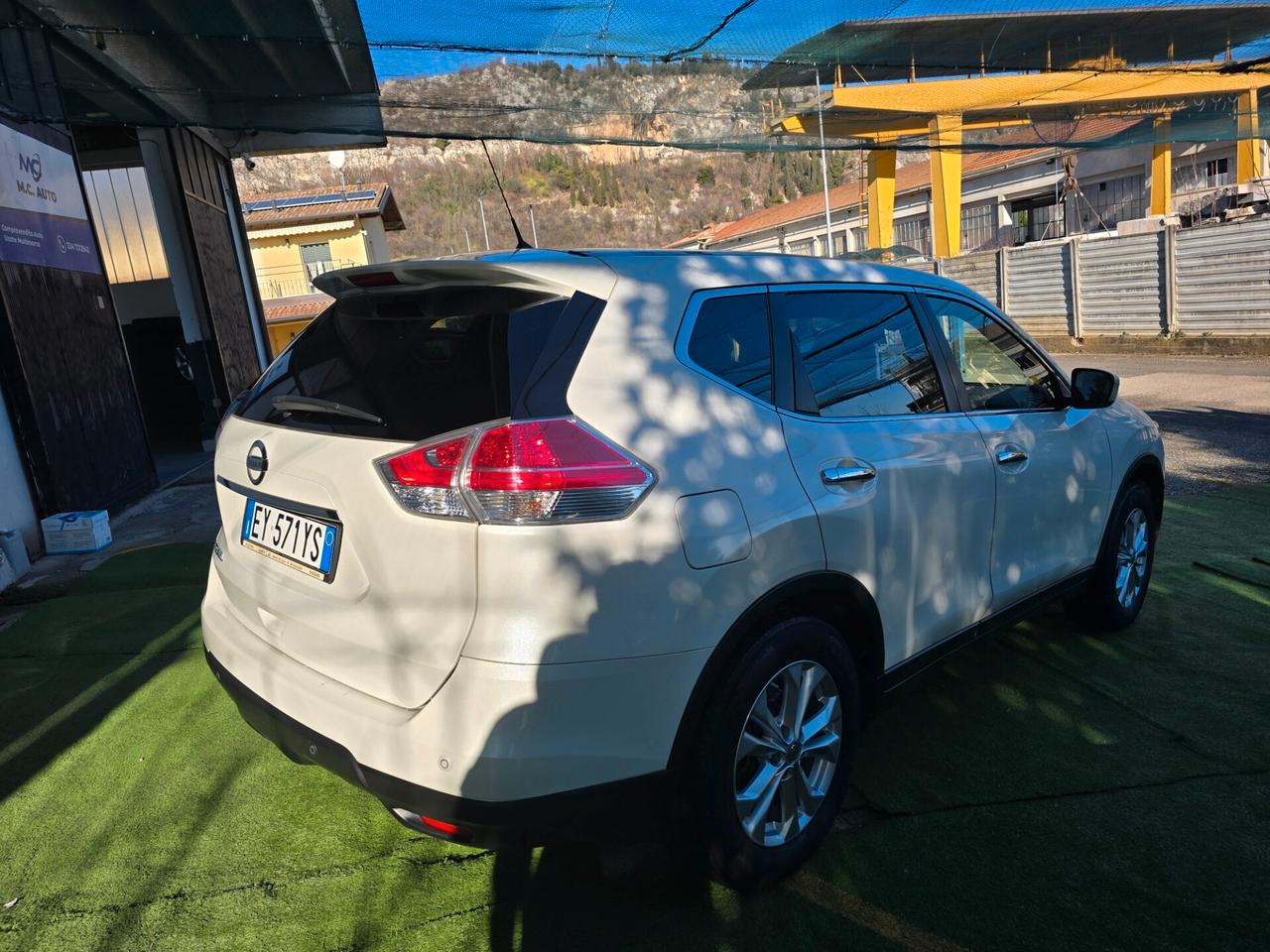 Nissan X-Trail 1.6 dCi 136CV TETTO APRIBILE-2015