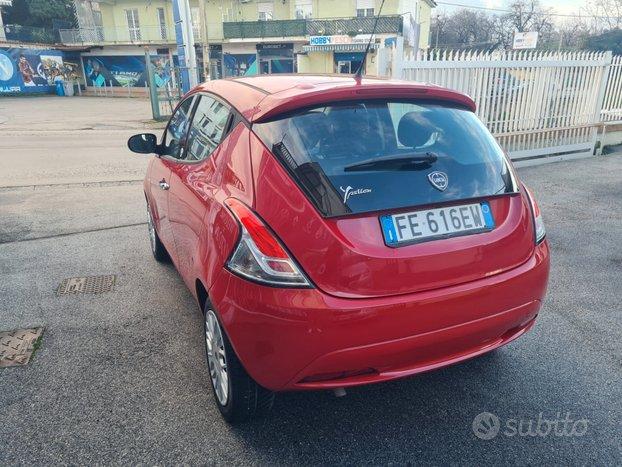 Lancia Ypsilon 1.2 69 CV 5 porte GPL Ecochic Gold