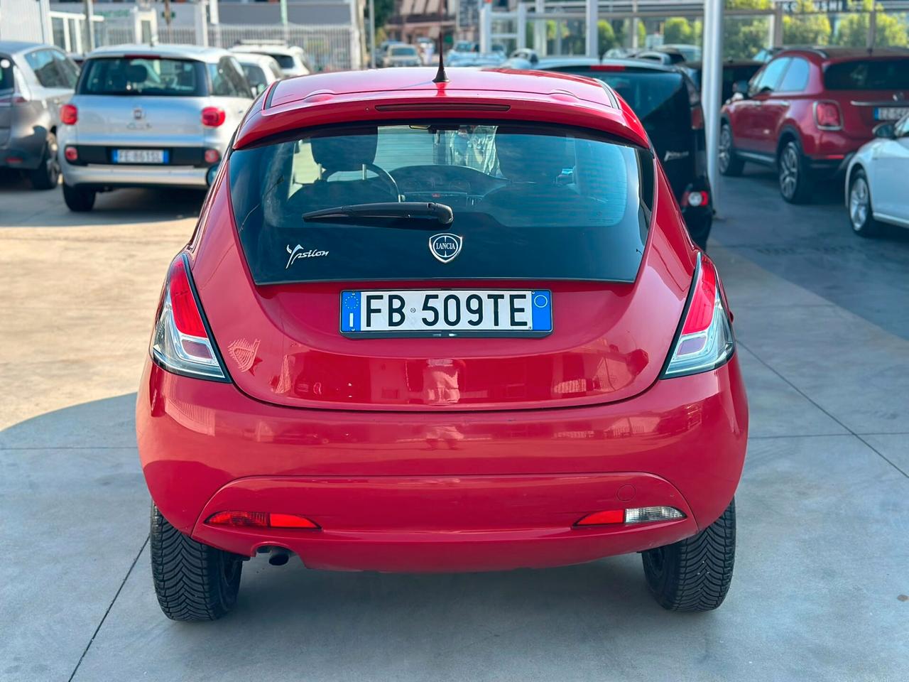 Lancia Ypsilon 0.9 Metano 2015