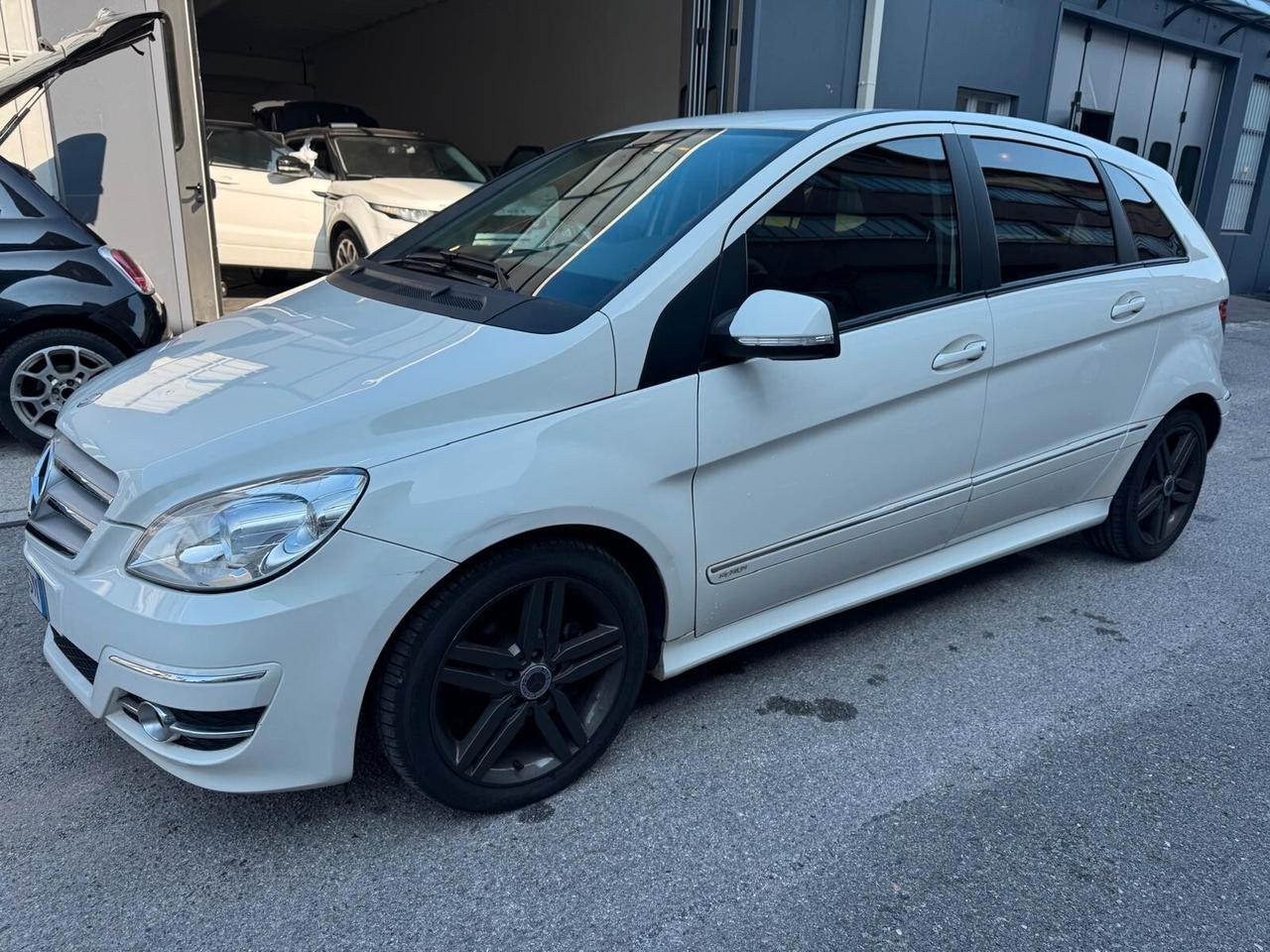 Mercedes-benz B 200 CDI Premium