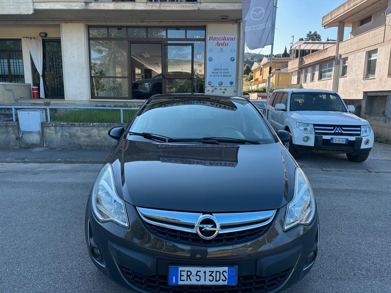 Opel Corsa 1.2 5 porte Sport