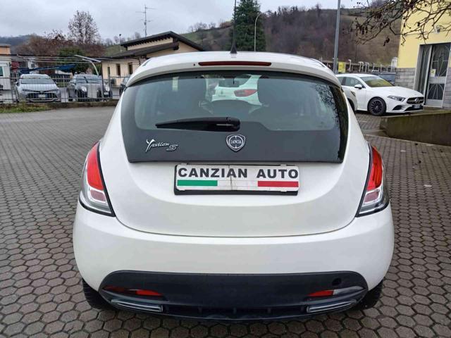 LANCIA Ypsilon 1.2 5 porte S MOMO DESIGN