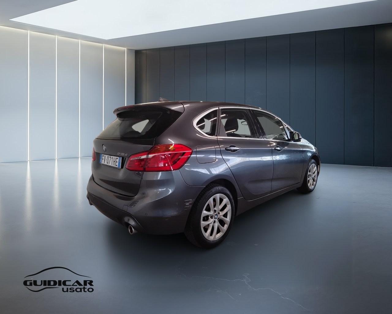 BMW Serie 2 F45 2018 Active Tourer - 218d Active Tourer Advantag