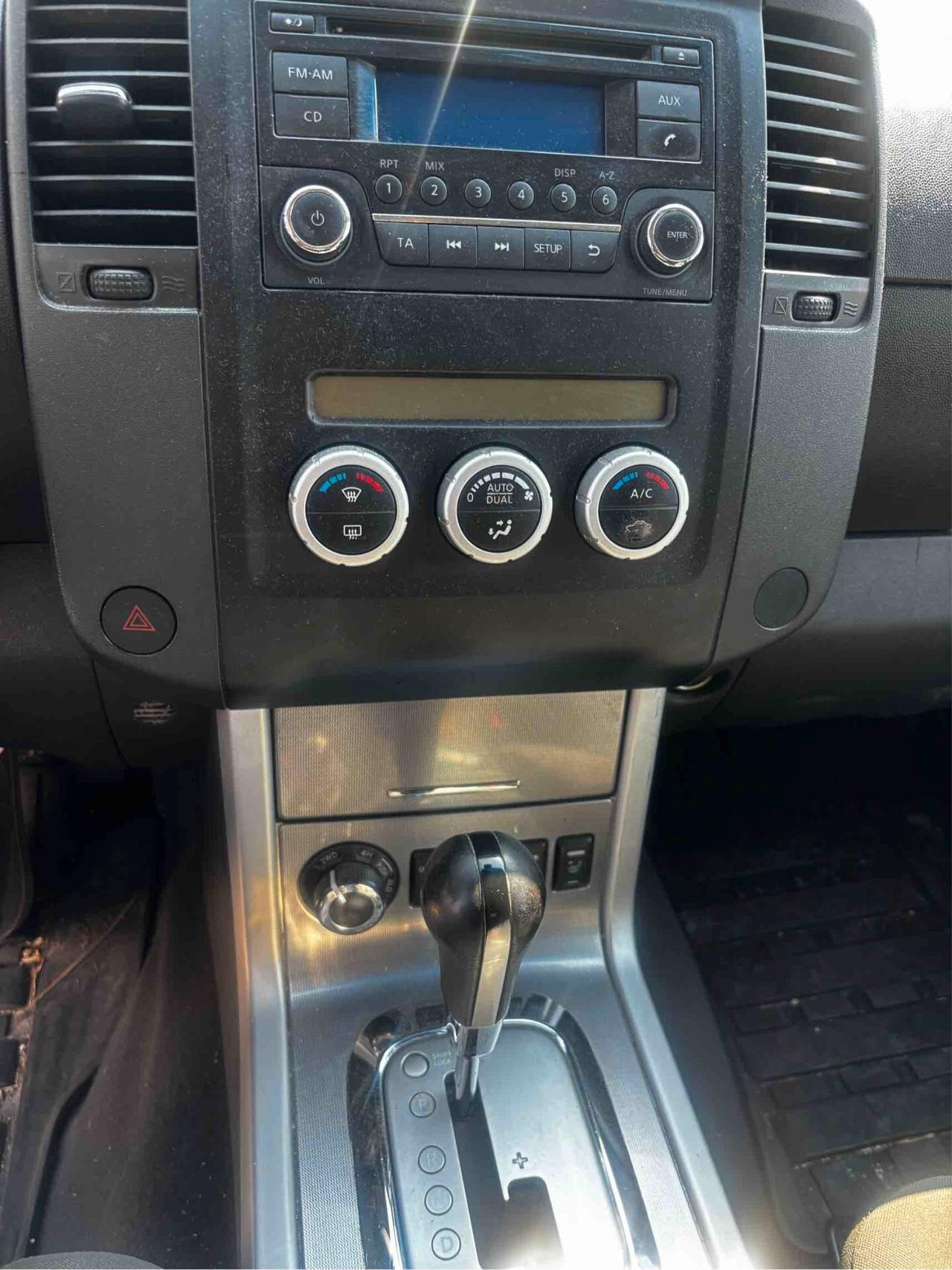 Nissan Navara 2.5 dCi 190CV 4 porte Double Cab LE