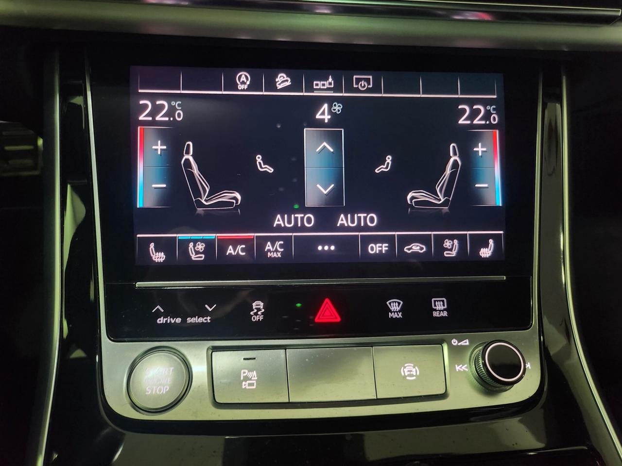 AUDI Q8 50 TDI 286 CV quattro 3x S-LINE PANO / 22" /SEDILI SPORTIVI