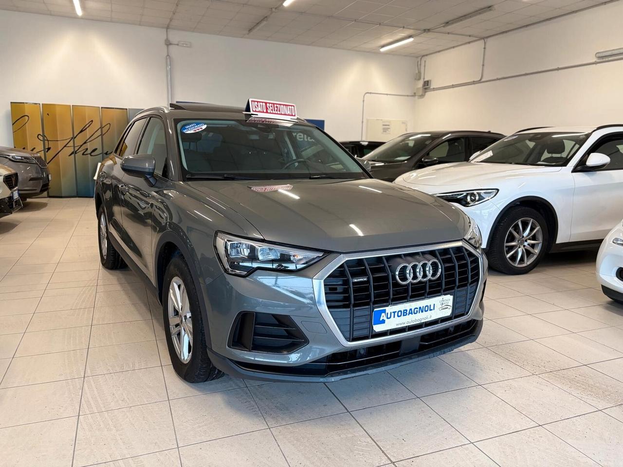 Audi Q3 35 TDI quattro S tronic 10000 km TETTO