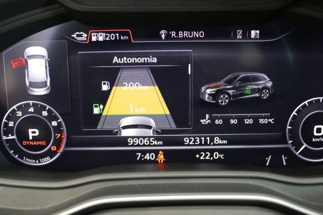 AUDI Q5 50 TFSI e quattro S tronic S-LINE INT EST