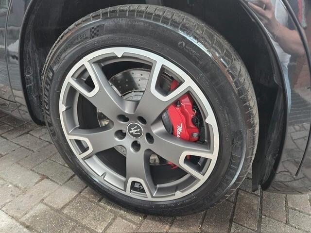 Maserati Levante V6 350 CV Q4 Gransport