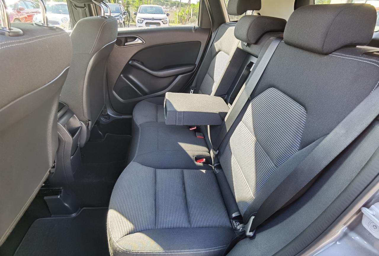 Mercedes-benz B 180 d Business