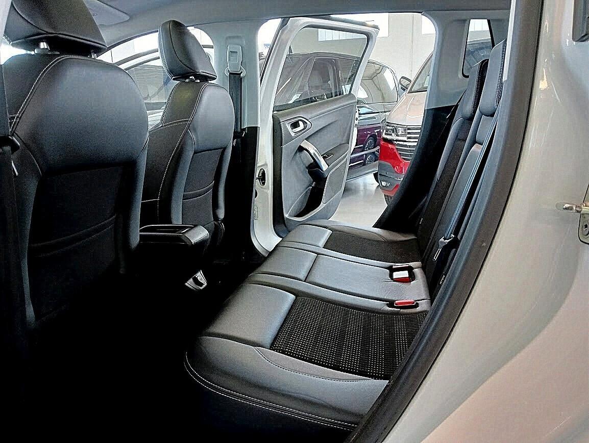 Peugeot 2008 1.2 82cv ALLURE TETTO PANORAMICO UNIPROPR