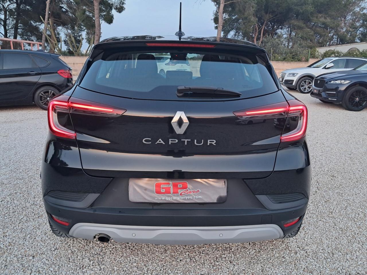 Renault CAPTUR 1.5 DCI 115CV-FULL LED*NAVI*RADAR