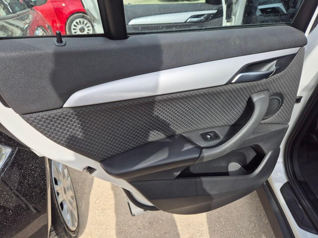 Bmw X1 MANUALE 18d 150cv NAVI LED