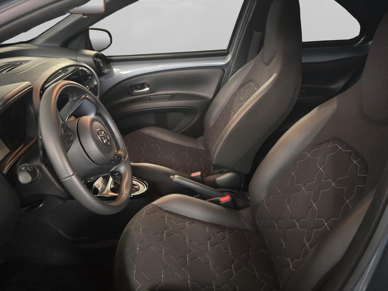 Toyota Aygo X 1.0 VVT-i 72 CV 5 porte Lounge S-CVT