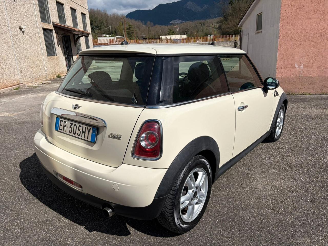 MINI 1.6 16V ONE 104.000 KM "OK NEOPATENTATI"