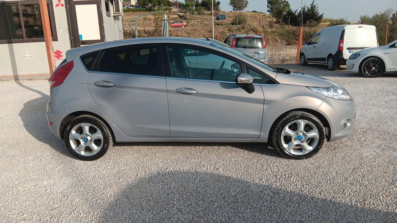 Ford Fiesta 1.4 96CV aut. 5 porte Titanium