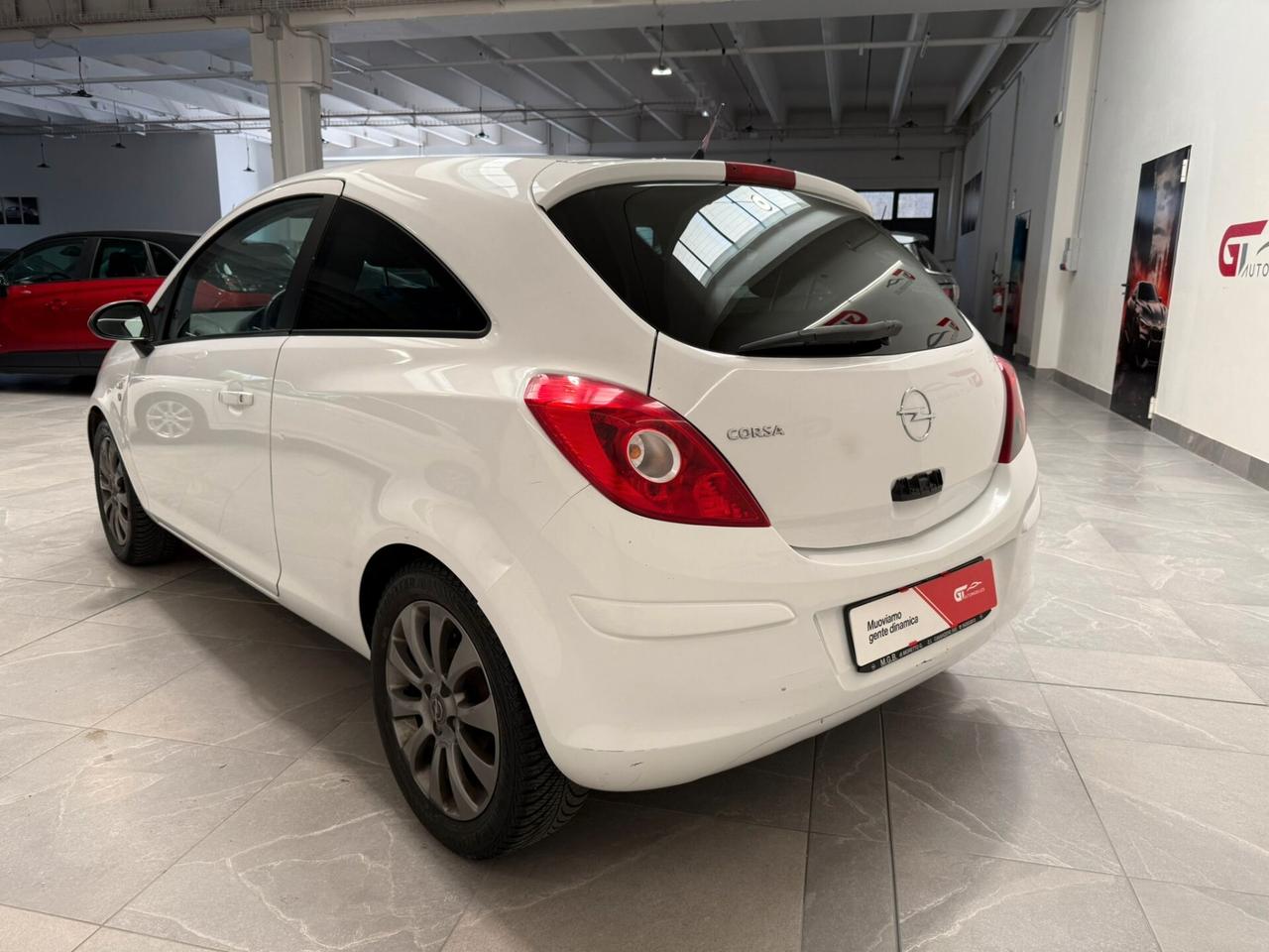 Opel Corsa 1.2 80CV 3 porte GPL-TECH Club