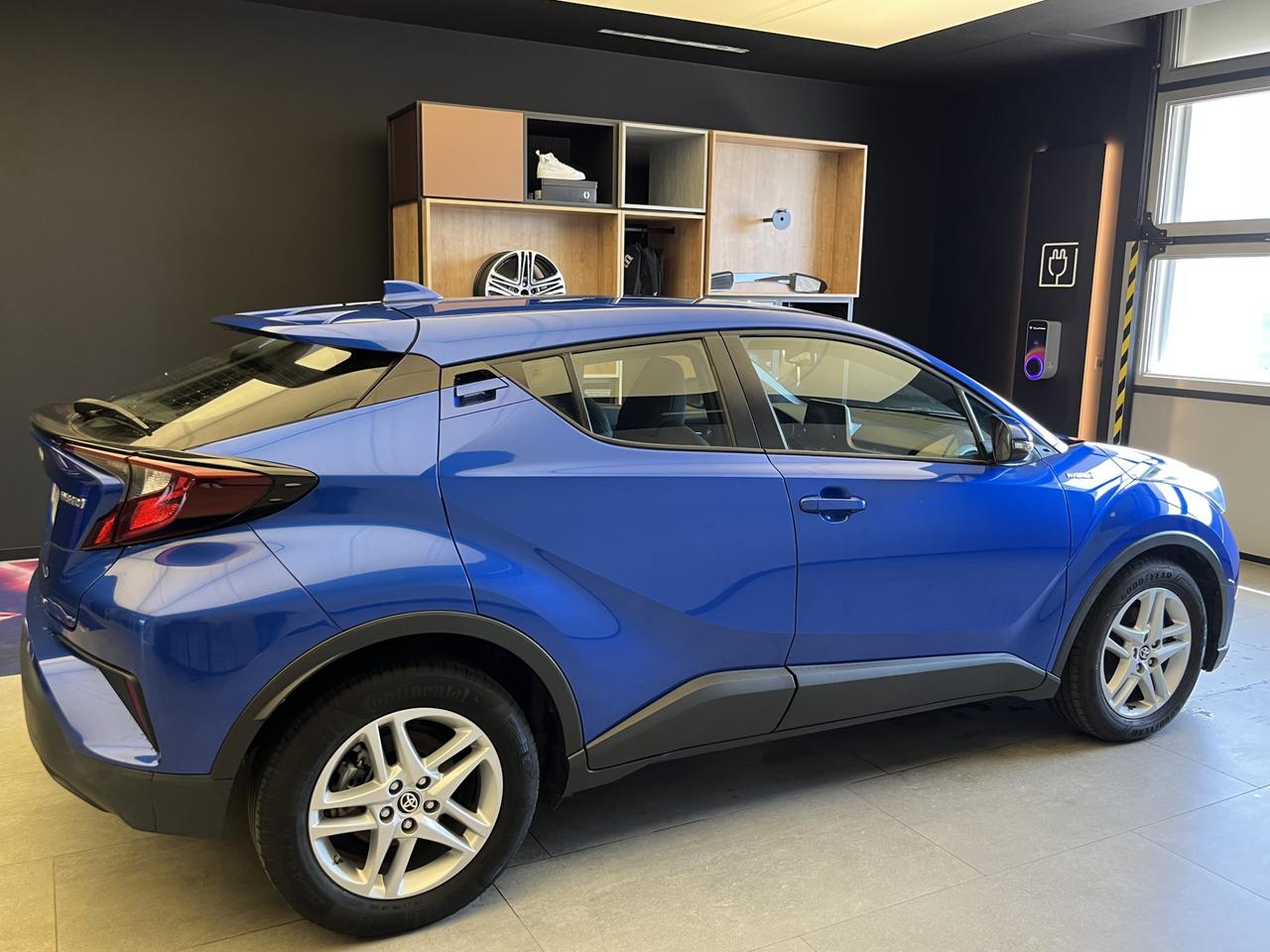 TOYOTA C-HR I 2020 - C-HR 1.8h Active e-cvt