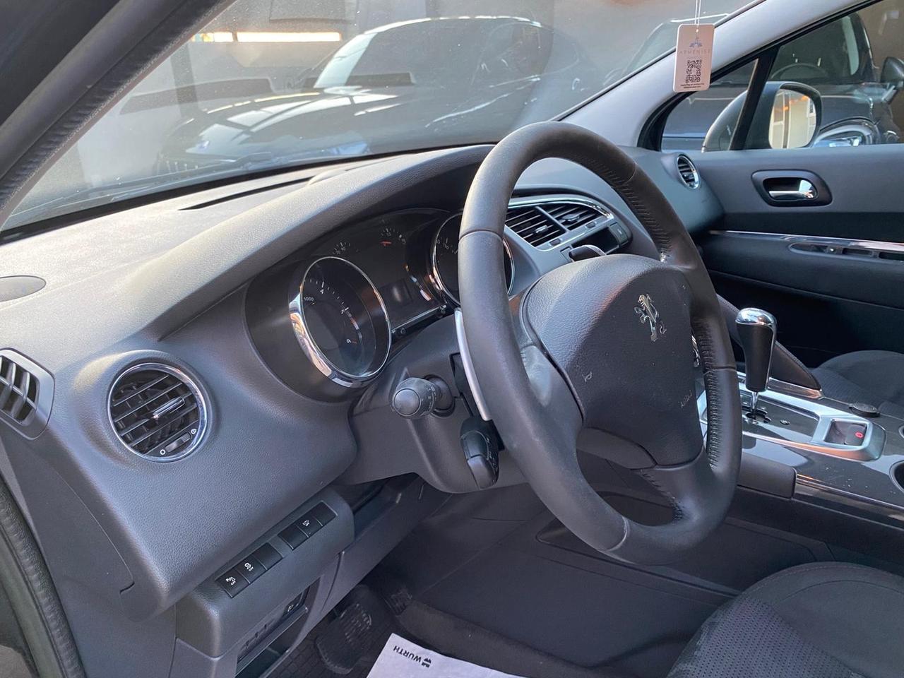 Peugeot 3008 1.6 e-HDi 115CV cambio robotizzato S.&S. Business