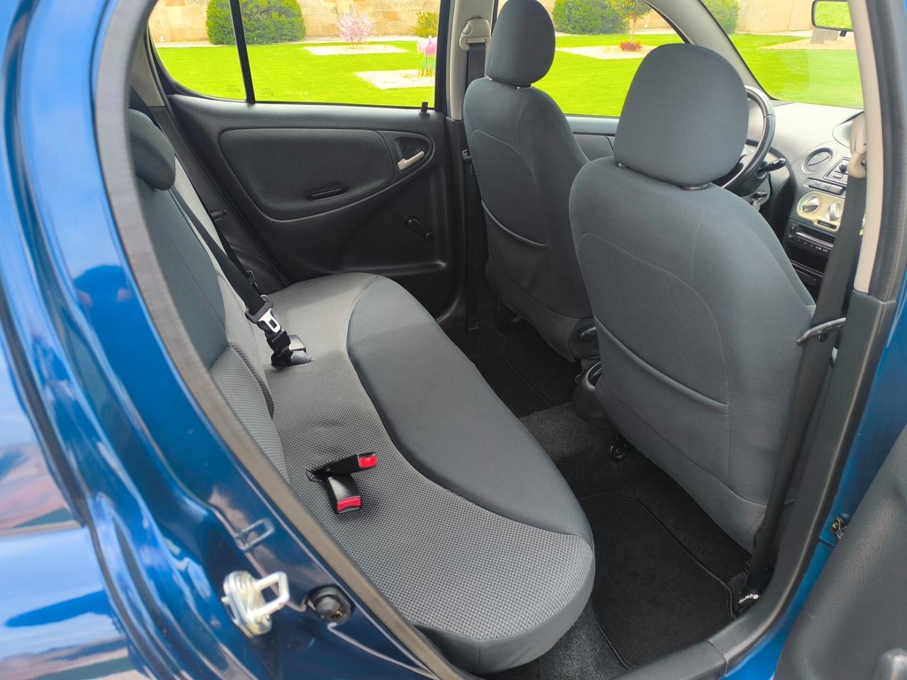 Toyota Yaris 1.0i 5 porte Sol perfetta full optional