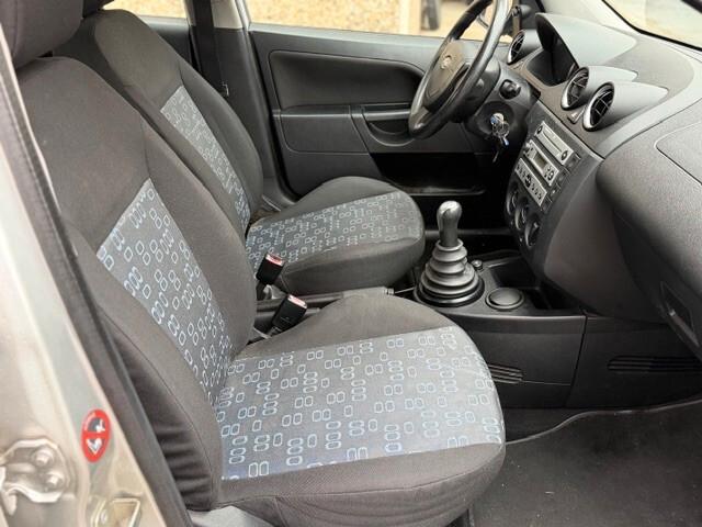 Ford Fiesta 1.2 16V 5p. Ambiente Euro 4 adatta a neopatentati