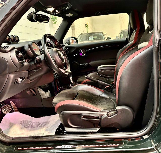 MINI John Cooper Works 2.0 John Cooper Works Challenge Edition