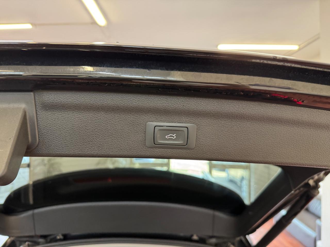 AUDI Q3 40 TDI QUATTRO S TRONIC S LINE