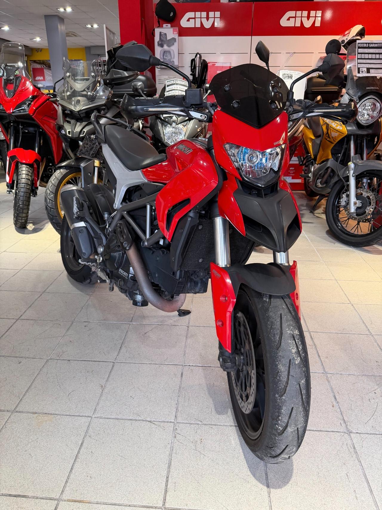 Ducati Hyperstrada 821 - 2013