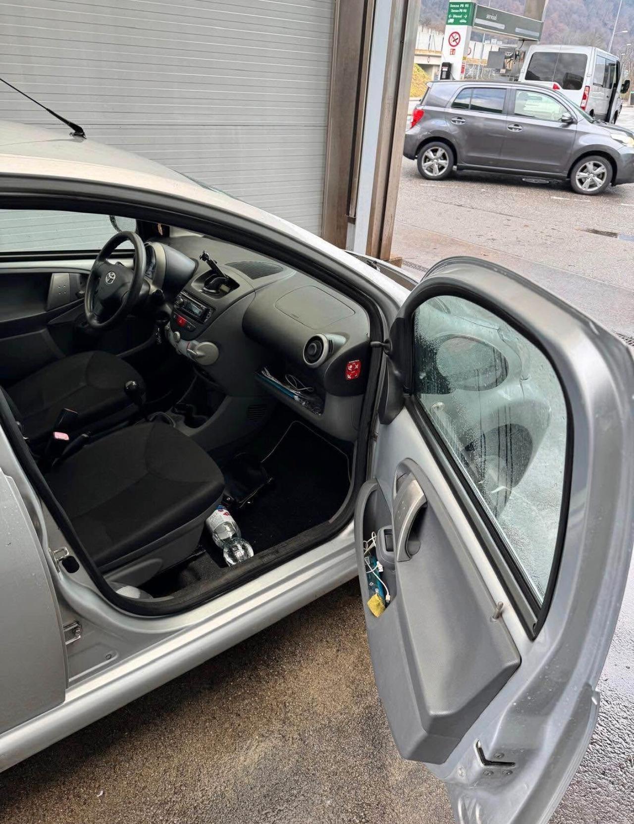 Toyota Aygo 1.0 12V VVT-i 3 porte