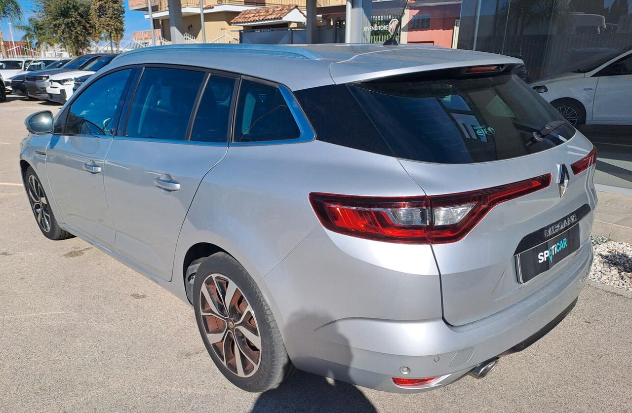 Renault Megane Blue 1.5 dCi 115 CV Intens 19