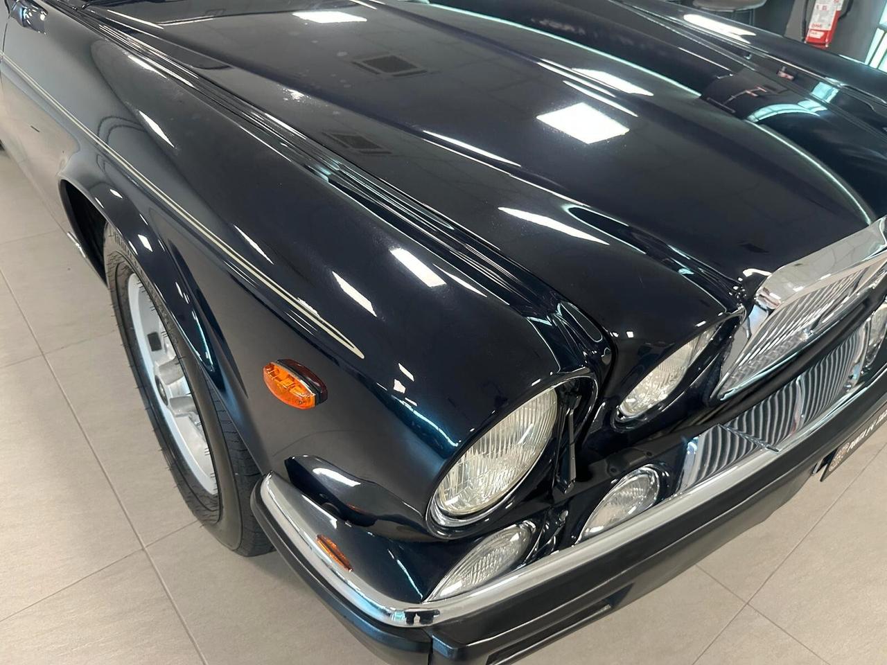 Jaguar XJ12 JAGUAR XJ12 SOVEREIGN 5.3 HE